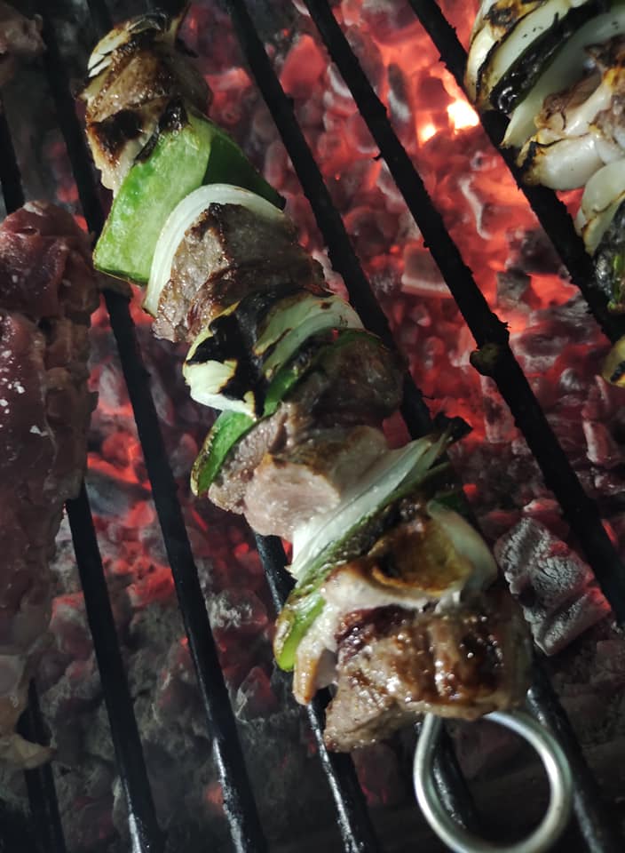 Espetada mista na brasa